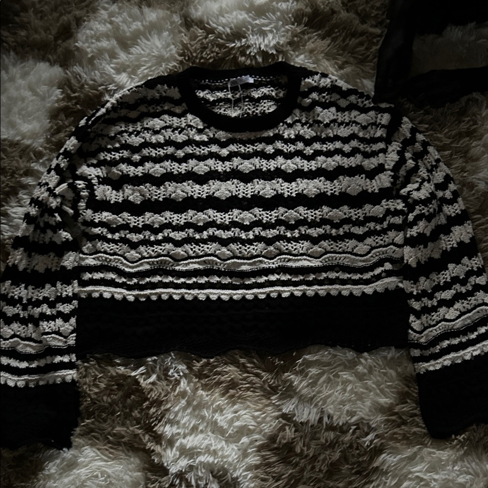 Zara Black and Cream Patterned Women's Sweater